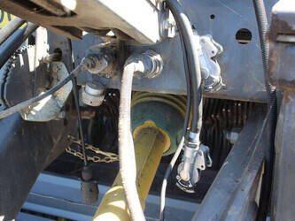 2011-claas-rollant-455-49152265