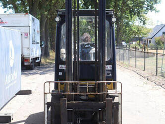 2012-yale-gdp35vx-1489383-49152424