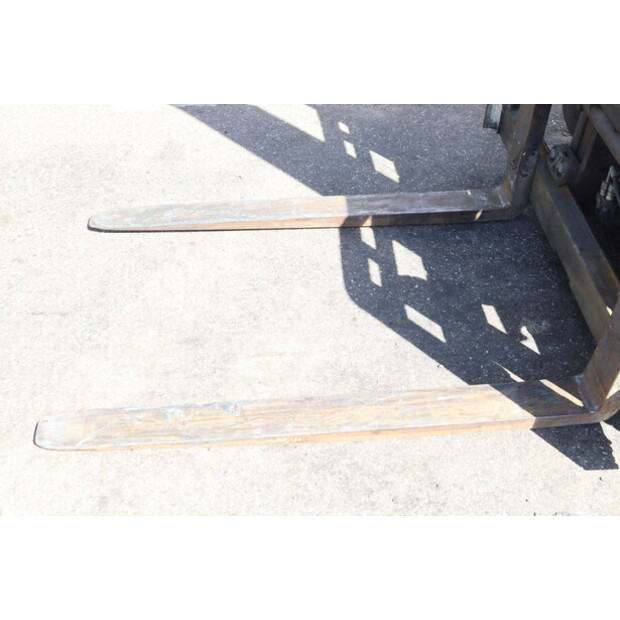2012 Yale GDP35VX-49152427