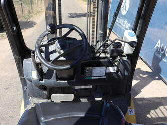 2012-yale-gdp35vx-1489383-49152434