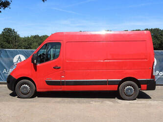 2013-renault-master-1489384-49152453