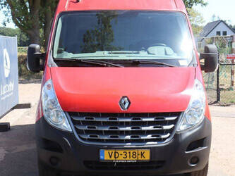 2013-renault-master-1489384-49152459