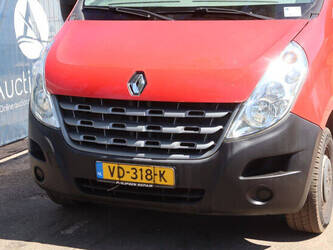 2013-renault-master-1489384-49152461