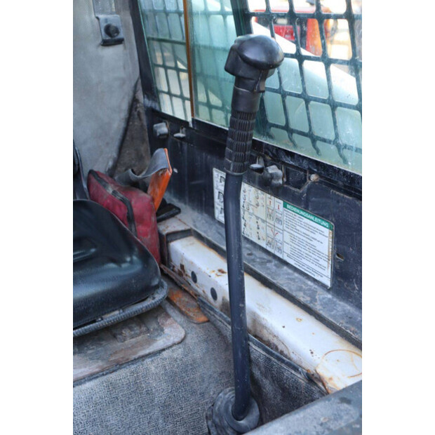2010 BOBCAT S100-49152639