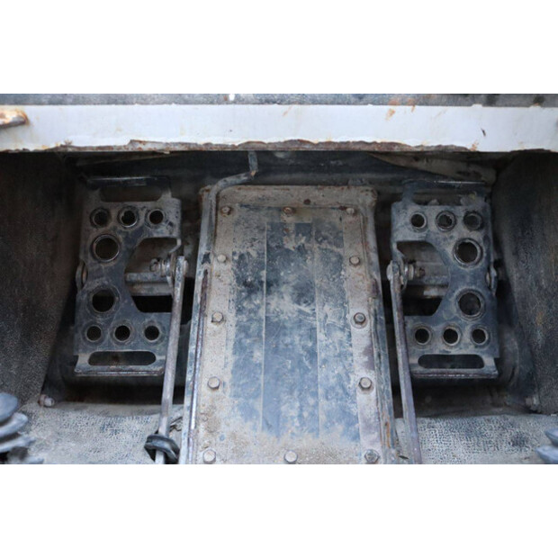 2010 BOBCAT S100-49152643
