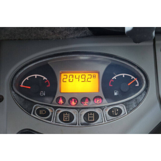 2010 BOBCAT S100-49152645