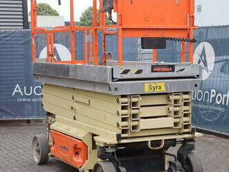 2011-jlg-3246-es-1489392-49152759