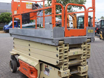 2011-jlg-3246-es-1489392-49152762
