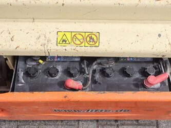 2011-jlg-3246-es-1489393-49152798