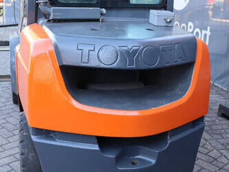 2020-toyota-02-8fdf30-1489394-49152817