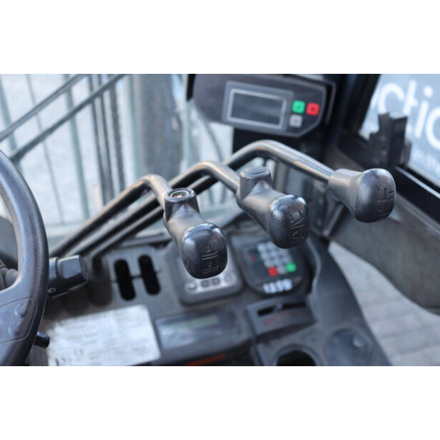 2020 Toyota 02-8FDF30-49152827
