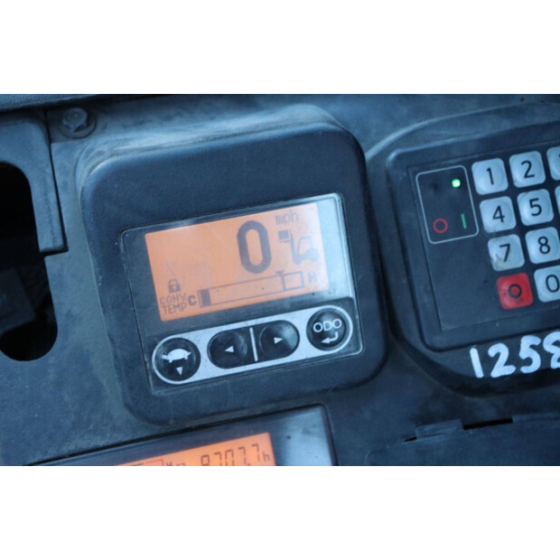 2020 Toyota 02-8FDF30-49152831