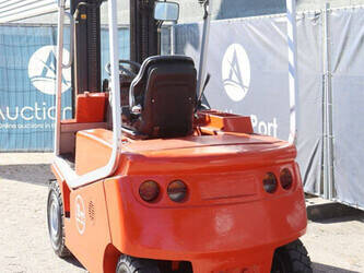 2006-cesab-c4e250v-49153424