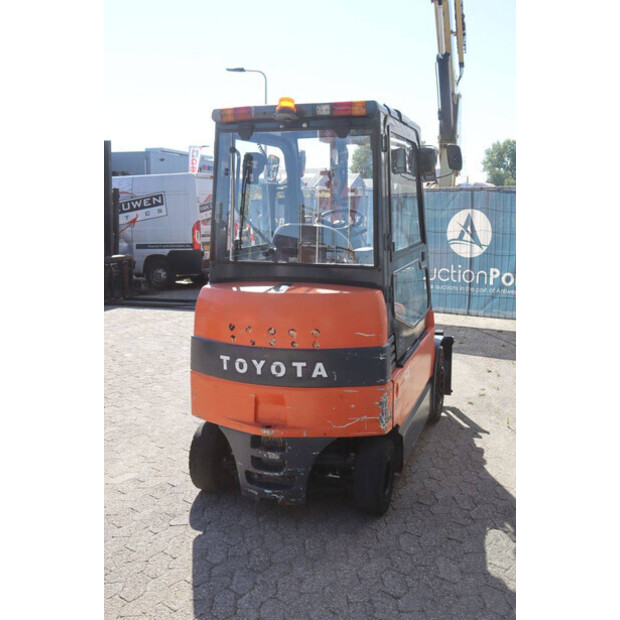 2007 تويوتا 7FBMF30-49153460