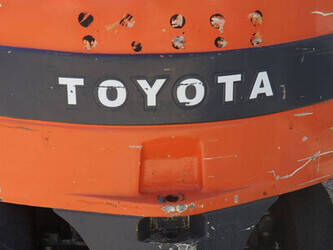 2007-toyota-7fbmf30-1489417-49153473