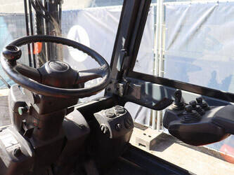 2007-toyota-7fbmf30-1489417-49153476