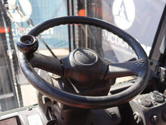 2007-toyota-7fbmf30-1489417-49153478