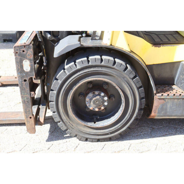 2010 Hyster H2.5FT-49153605