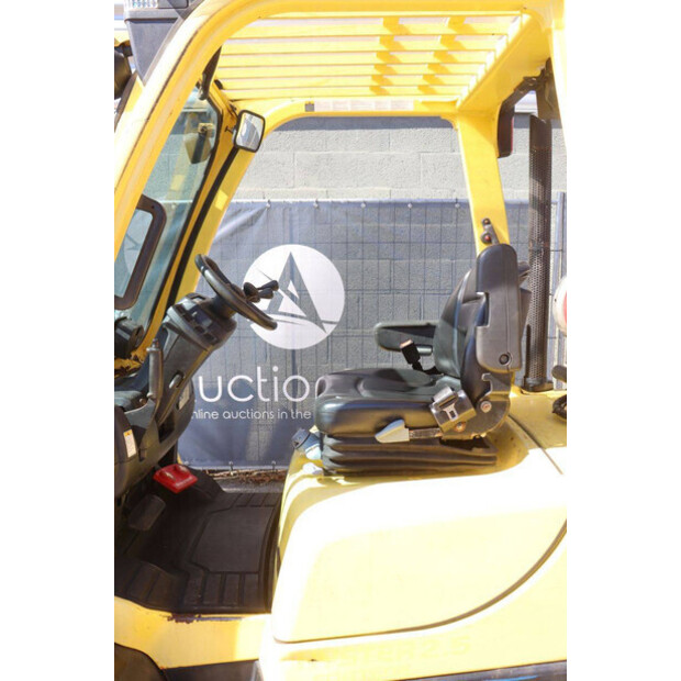 2010 Hyster H2.5FT-49153611