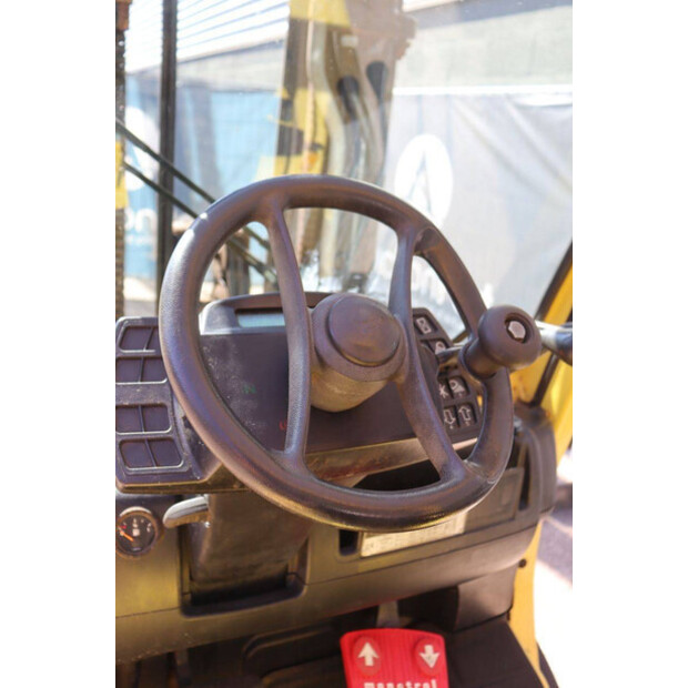 2010 Hyster H2.5FT-49153614