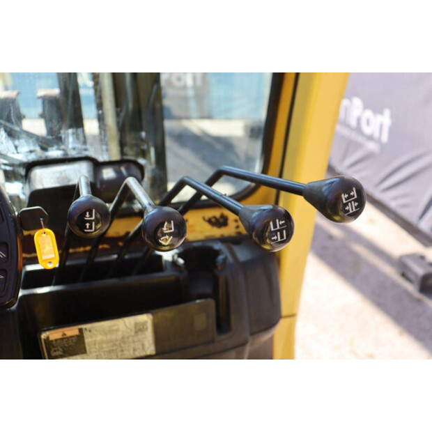2010 Hyster H2.5FT-49153615