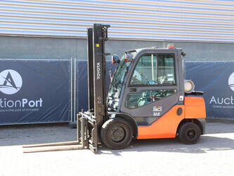 Image de ENGINS DE LEVAGE 2007 Toyota 02-8FGF30