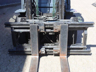 2007-toyota-02-8fgf30-1489428-49153828