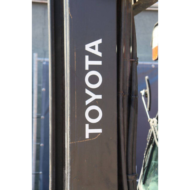 2007 Toyota 02-8FGF30-49153829