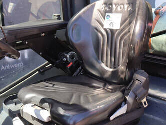 2007-toyota-02-8fgf30-1489428-49153839
