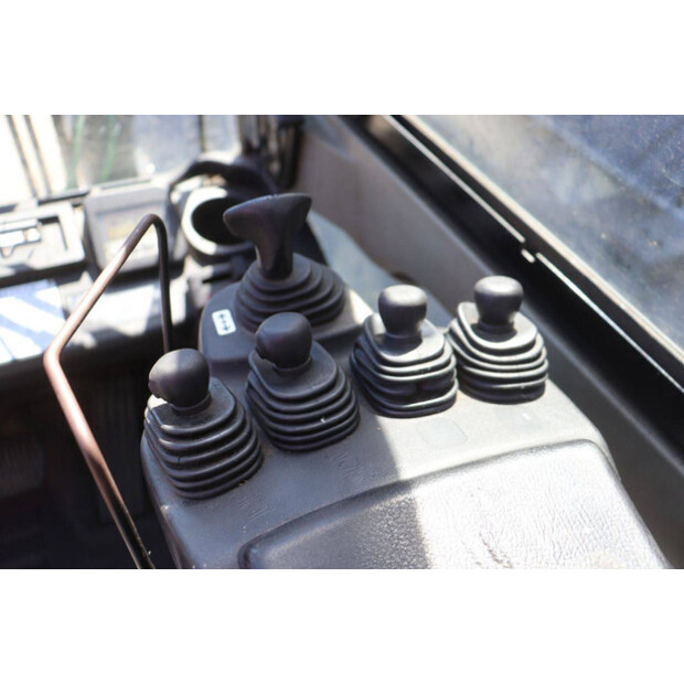 2007 Toyota 02-8FGF30-49153843