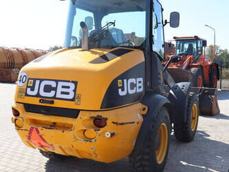 2014-jcb-409-agri-49153861