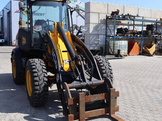 2014-jcb-409-agri-49153862