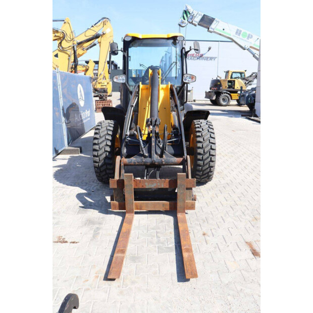 2014 JCB 409 Agri-49153863