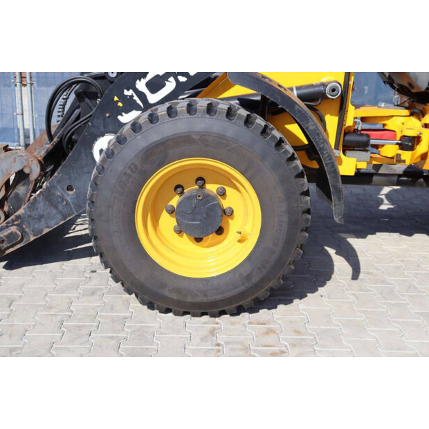 2014 JCB 409 Agri-49153868