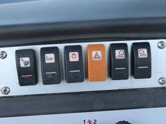 2014-jcb-409-agri-49153885