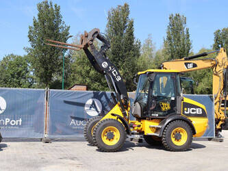 2014-jcb-409-agri-49153890