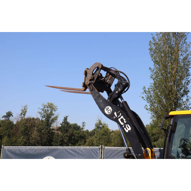 2014 JCB 409 Agri-49153893