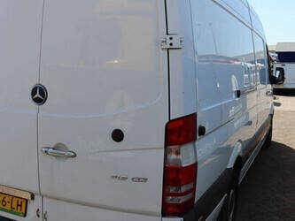 2018-mercedes-benz-sprinter-1489431-49153951