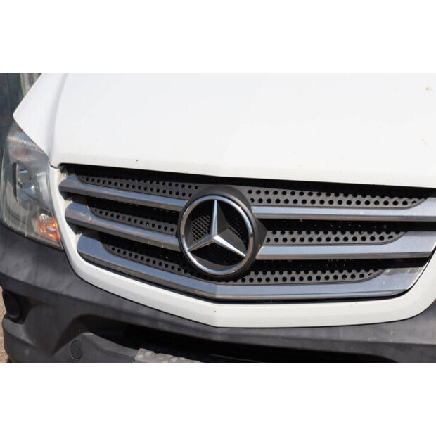 2018 Mercedes-Benz SPRINTER-49153956