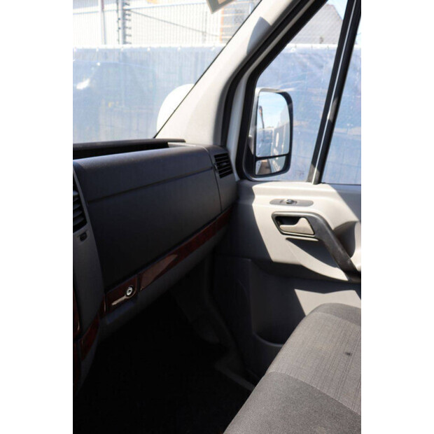 2018 Mercedes-Benz SPRINTER-49153995
