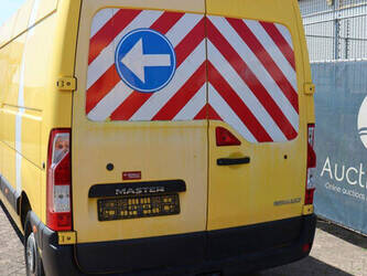 renault-master-1489434-49154108