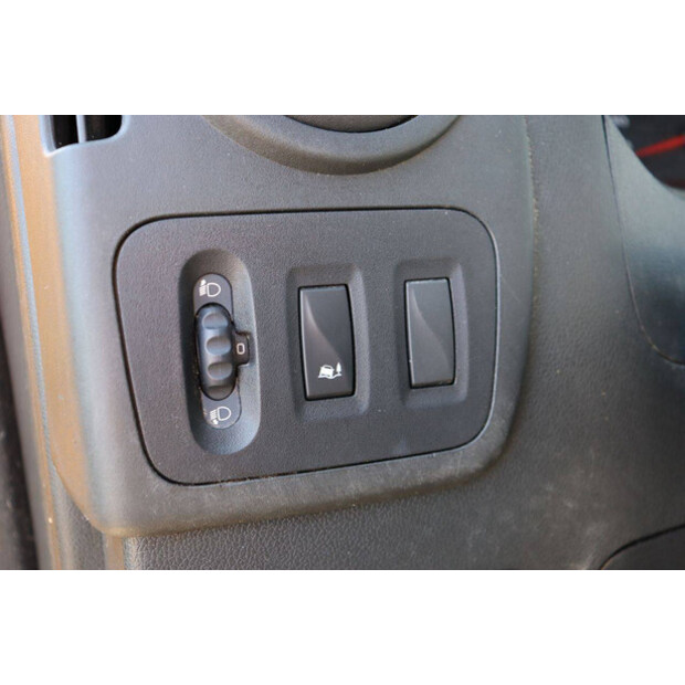 Renault Master-49154131