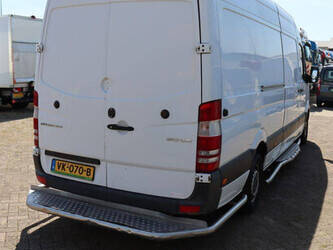 2014-mercedes-benz-sprinter-310cdi-1489435-49154149