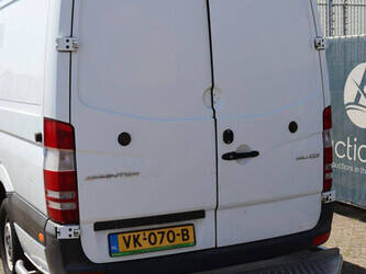 2014-mercedes-benz-sprinter-310cdi-1489435-49154160