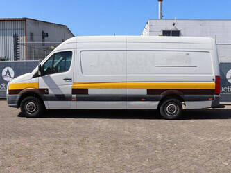 2010-volkswagen-crafter-1489437-49154242
