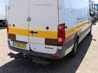 2010-volkswagen-crafter-1489437-49154246