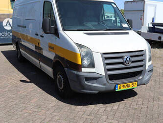2010-volkswagen-crafter-1489437-49154247