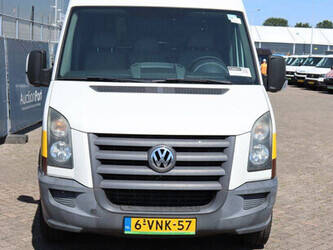 2010-volkswagen-crafter-1489437-49154248