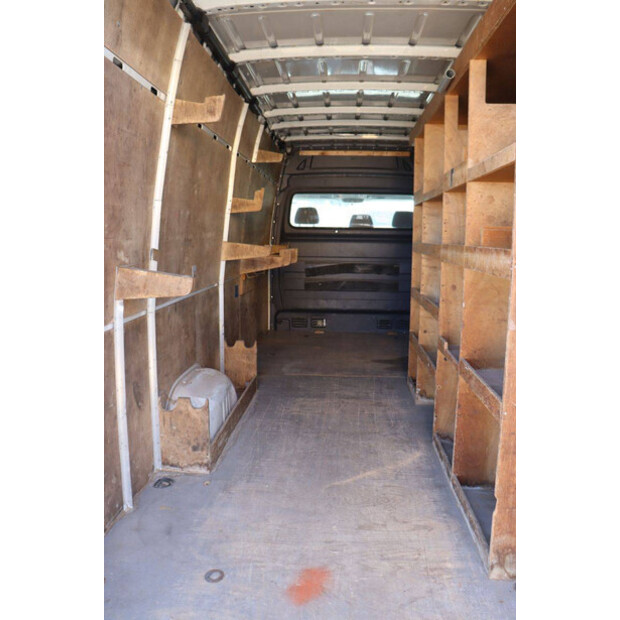 2010 Volkswagen CRAFTER-49154262