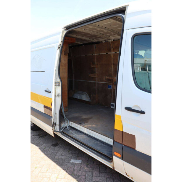2010 Volkswagen CRAFTER-49154264